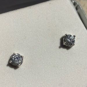 Real Natural Diamond Earrings Set in 14K White Gold